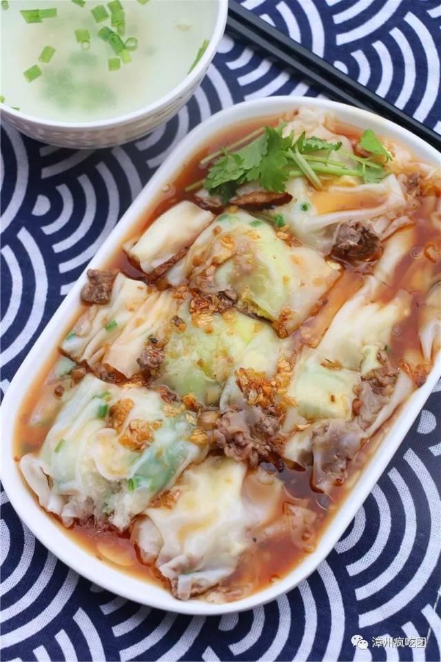 鸡蛋肠粉