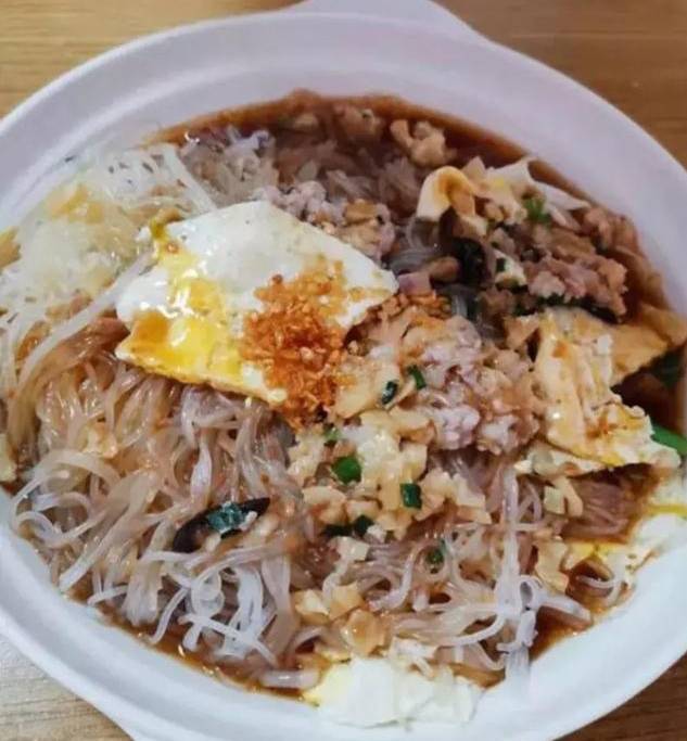 蛋肉蒸米粉